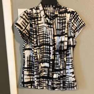 Worthington Black and White Abstract Blouse